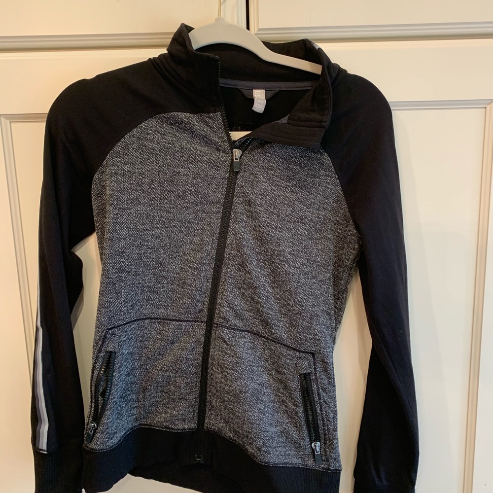 Athleta girls size 14 in good condition